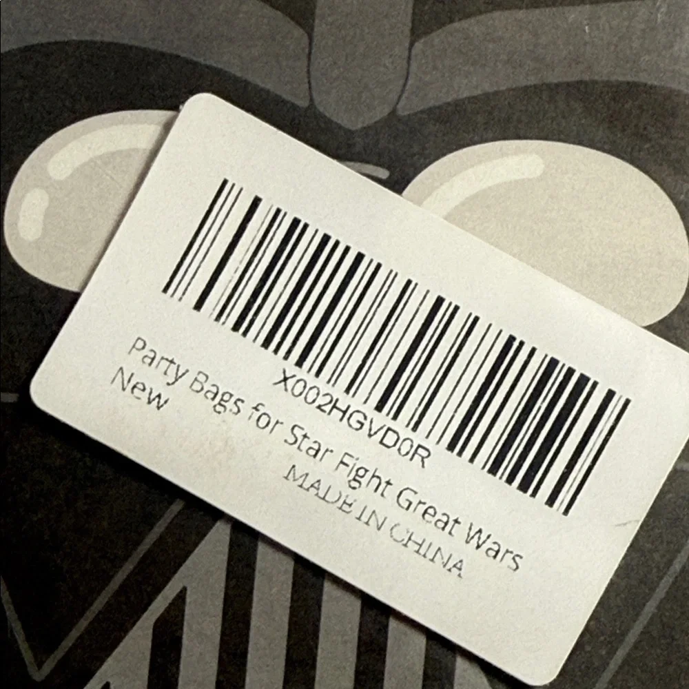 Set/16  Party Favor Bags - Black and White